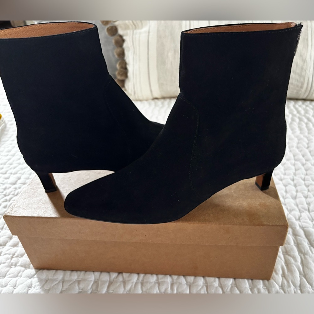 Women’s Madewell The Dimes Kitten-Heel Black Suede Ankle Boots